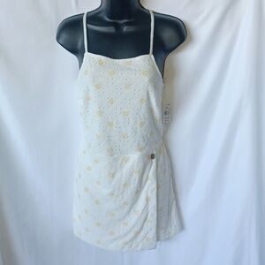 Wallflower White Eyelet floral romper Junior's Dress Skirt Short Size M
